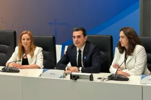 Διάσκεψη για Ανάκαμψη της Ουκρανίας – Σκρέκας: «Η Ελλάδα συμμετέχει στην κοινή προσπάθεια με τους εταίρους»