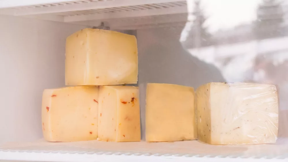 Τυρί πορτα ψυγειου