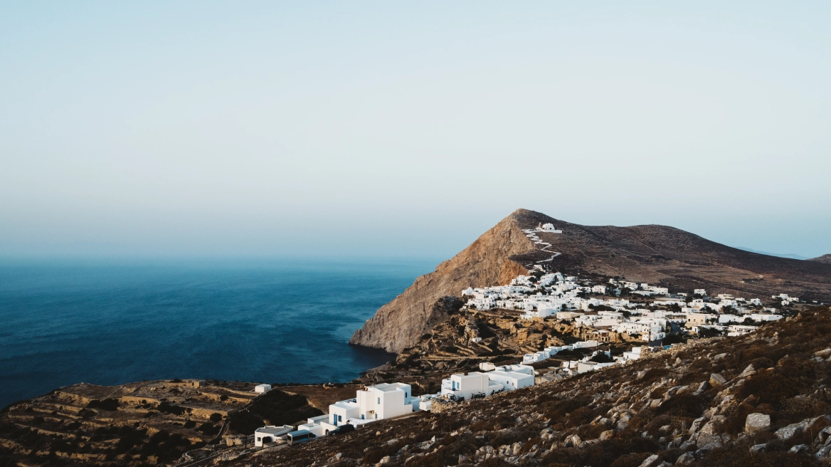 Folegandros: A businessman committed suicide, he had three hotel units on the island
 – 2024-07-10 22:39:14