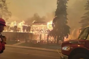 Καναδάς: Συγκλονίζουν οι εικόνες από τις πυρκαγιές ΒΙΝΤΕΟ
