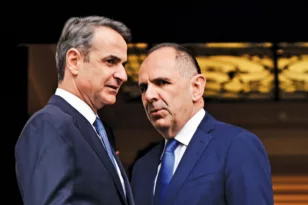 Μητσοτάκης και Γεραπετρίτης στην επετειακή σύνοδο κορυφής του ΝΑΤΟ