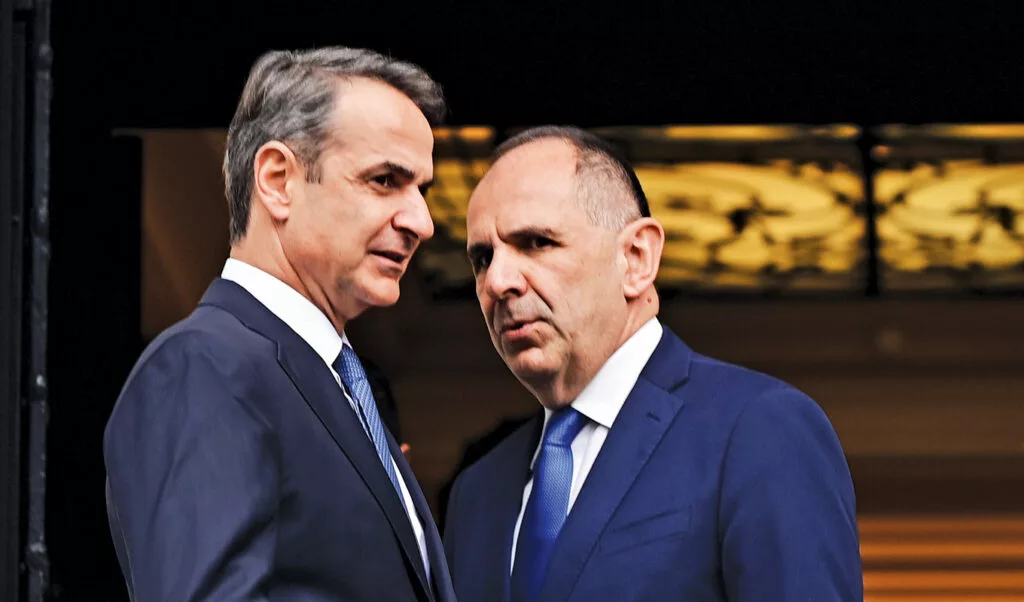 Mitsotakis and Gerapetritis at the NATO anniversary summit
 – 2024-07-10 08:55:32