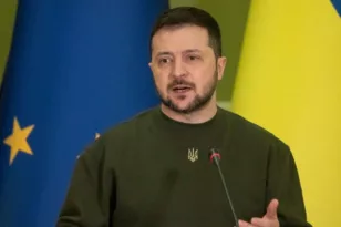 Ουκρανία: Ο Ζελένσκι ζητεί όπλα μεγάλου βεληνεκούς μετά τη νέα ρωσική επίθεση με drones στο Κίεβο