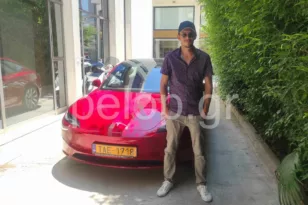 Γιώργος Αλεξόπουλος: Ο πρώτος ταξιτζής με Tesla στην Πάτρα – Είναι σαν να οδηγώ ρομπότ
