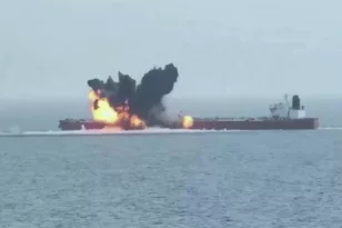 Χούθι: Βίντεο με το ναυτικό drone που χτύπησε το δεξαμενόπλοιο ελληνικών συμφερόντων «MT Chios Lion»