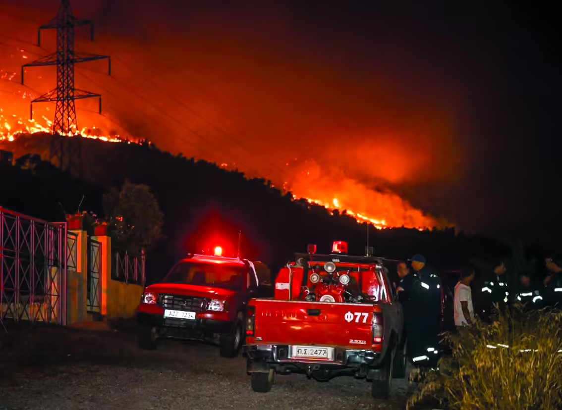 Σε καθεστώς συναγερμού η Πάτρα: Απαγόρευση κυκλοφορίας σε δασικές περιοχές λόγω υψηλού κινδύνου πυρκαγιάς