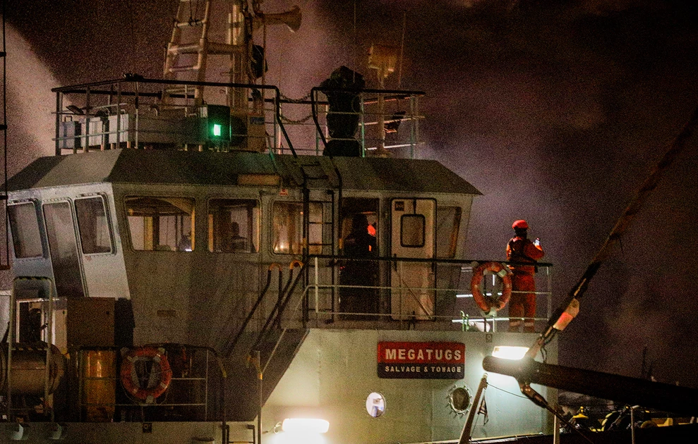 Μαρίνα Ζέας: Βυθίστηκαν 3 από τα 4 σκάφη που τυλίχτηκαν στις φλόγες, πώς ξεκίνησε η φωτιά