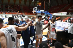 Ο Προμηθέας έβγαζε φωτιές στο β΄ ημίχρονο, 96-79 την Καρδίτσα- Φωτογραφίες/δηλώσεις