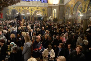 Με ξεχωριστή λαμπρότητα ο Εσπερινός του Αγίου Ανδρέου στην Πάτρα ΦΩΤΟ