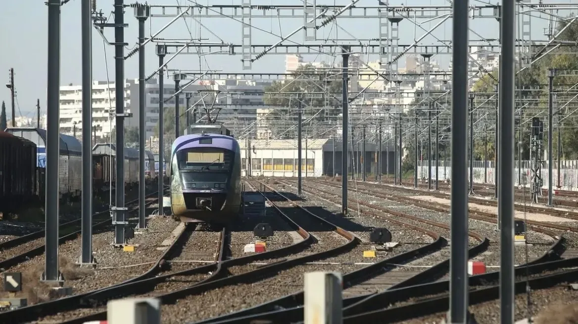 Hellenic Train: Αλλάζει ώρα το δρομολόγιο Κιάτο – Πειραιάς του Προαστιακού