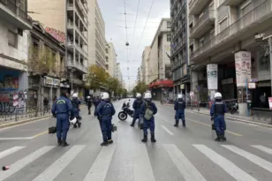 Νεκρός