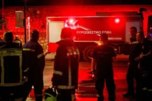 Συναγερμός για πυρκαγιά σε κατάστημα στον Πύργο