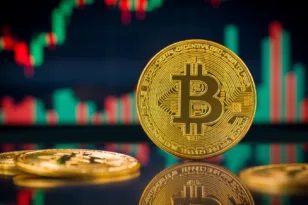 Bitcoin: Θα μπορούσε να εκτιναχθεί η τιμή λίγο πριν την ορκωμοσία του Τραμπ