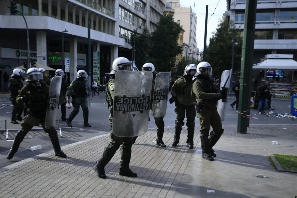 Επεισόδια - συγκέντρωση Τέμπη