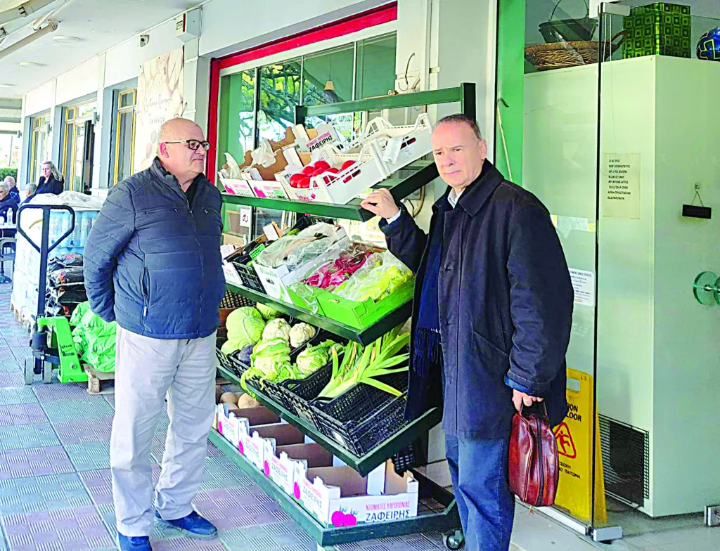 "Θα κλείσουμε τα καταστήματά μας" λέει ο κ. Πίττας