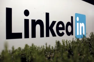 Τα γαλλικά μέσα ενημέρωσης κατά του LinkedIn