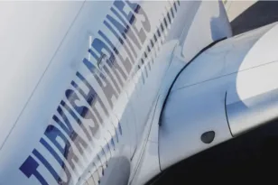 Τurkish Airlines: Επιβάτες καταγγέλλουν ότι τους τσίμπησαν κοριοί σε πτήσεις της