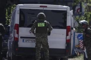 Λήξη συναγερμού στους Αμπελόκηπους: Ψευδής απειλή για βόμβα σε σούπερ μάρκετ