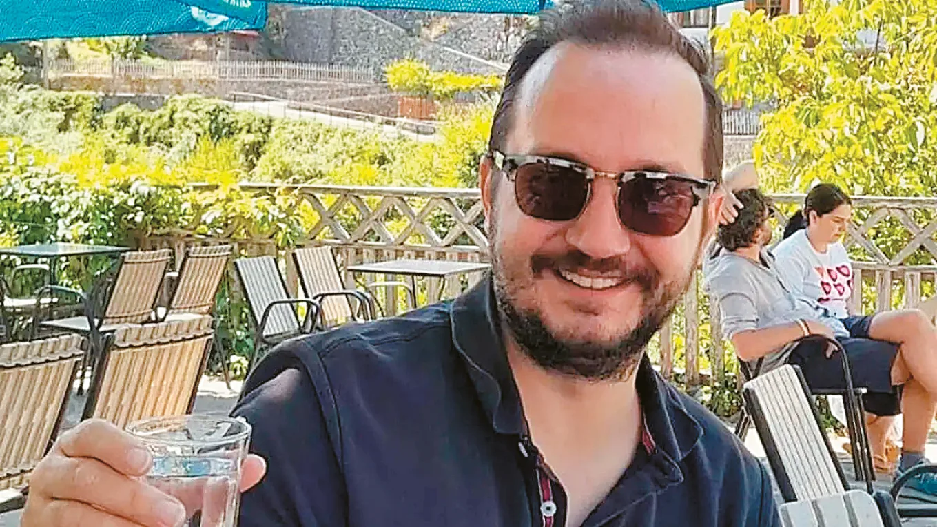 Υπόθεση Καλογήρου με νέα ευρήματα φωτιά! Προθανάτια η τομή στο κομμένο δάκτυλο και στο υοειδές οστό του;