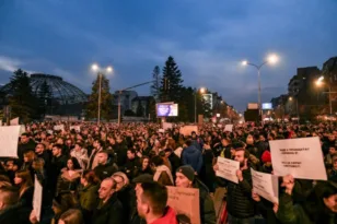 Σκόπια: Χιλιάδες διαδηλωτές στους δρόμους για τη διαφθορά