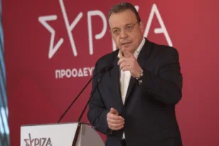 ΣΥΡΙΖΑ: «Η συγκάλυψη είναι η ειδικότητα του Κυριάκου Μητσοτάκη»