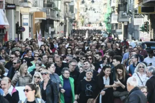 Αιχμές από τον Εμπορικό Σύλλογο Πάτρας προς τον ΣΚΕΑΝΑ: Τριβές για τον τρόπο συμμετοχής στο συλλαλητήριο για τα Τέμπη