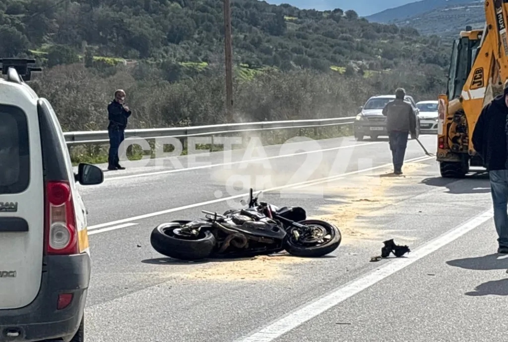 Τροχαίο δυστύχημα στην Κρήτη: Νεκρός μοτοσικλετιστής, πώς συγκρούστηκε η μηχανή του με αυτοκίνητο ΦΩΤΟ