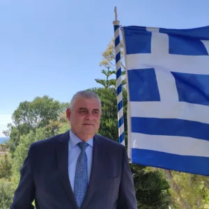 Λαϊνιωτης