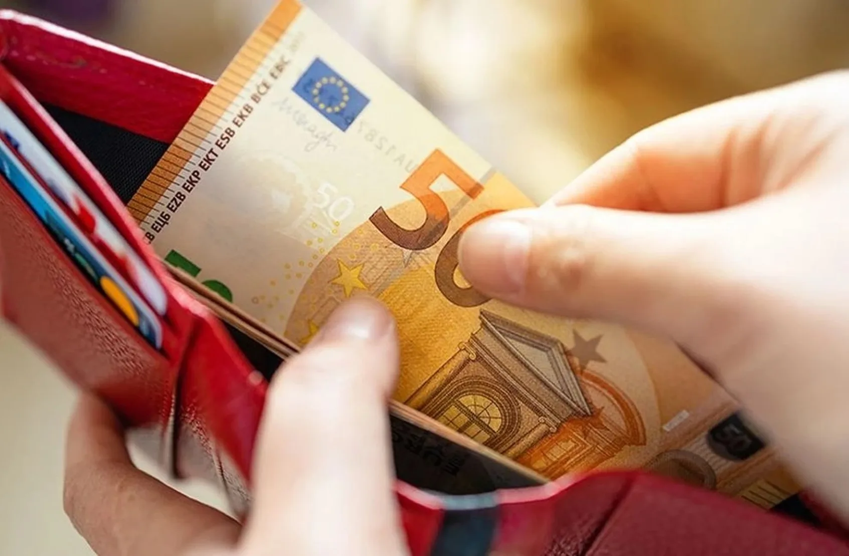 Δείτε πότε θα πληρωθείτε Δώρο Χριστουγέννων και συντάξεις, οι κατηγορίες και τι ισχύει για την κάθε μία ξεχωριστά Δείτε πότε θα πληρωθείτε Δώρο Χριστουγέννων και συντάξεις, οι κατηγορίες και τι ισχύει για την κάθε μία ξεχωριστά