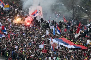 Όλη η Σερβία στους δρόμους!Διαδηλώσεις κατά της διαφθοράς με κινητήρια δύναμη τους φοιτητές