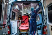 Αμαλιάδα: Αυτοκίνητο αναποδογύρισε στην Κολοκοτρώνη – Απεγκλωβίστηκαν δύο γυναίκες ΦΩΤΟ