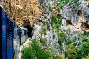 ΠΑΣΟΚ Αχαΐας: «Η αναστολή του Οδοντωτού αποτελεί ακόμη ένα επεισόδιο υποβάθμισης του σιδηροδρόμου»