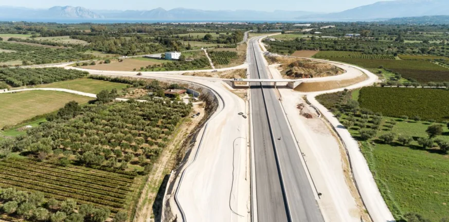 Πατρών-Πύργου: Εκλεισαν οι τελευταίες εκκρεμότητες, πότε θα παραδοθεί το πρώτο τμήμα Πατρών-Πύργου