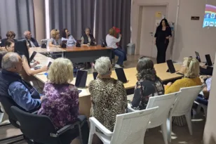 Η τρίτη ηλικία στην εποχή της τεχνολογίας – Ξεκινά πιλοτική δράση σε Πάτρα, Αγρίνιο και Πύργο