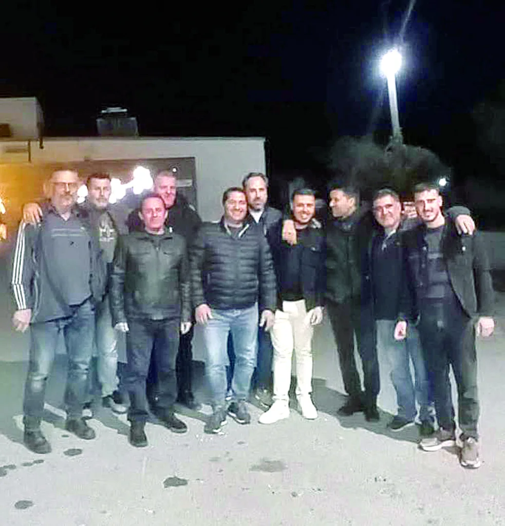 Το φωτεινό παράδειγμα της σεισμόπληκτης Ζίντας Αρκαλοχωρίου: Μια χούφτα κάτοικοι δίνουν ζωή ΦΩΤΟ Ζίντα