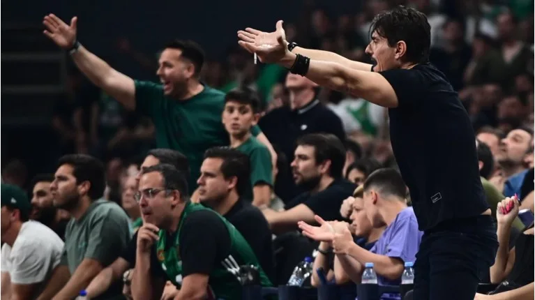 Διαιτητές Euroleague: «Ιδιοκτήτης συλλόγου δημοσίευσε επιθέσεις, ζητούμε αυστηρές και άμεσες συνέπειες» Euroleague