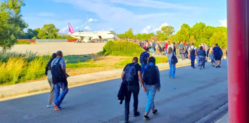 Σχέδιο αξιοποίησης του Αεροδρομίου Αράξου: Για πρώτη φορά μετά από χρόνια έργα συντήρησης Σχέδιο αξιοποίησης του Αεροδρομίου Αράξου: Για πρώτη φορά μετά από χρόνια έργα συντήρησης