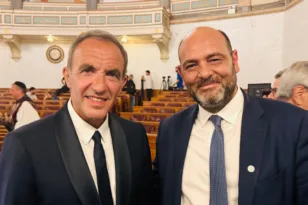 Αντάμωσαν στην παλιά Βουλή Ιάσων Φωτήλας και Νίκος Αλιάγας!