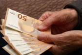 Αναδρομικά σε 85.000 συνταξιούχους από Σεπτέμβριο