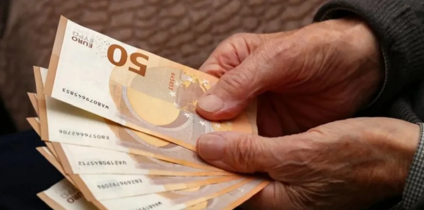 Αναδρομικά σε 85.000 συνταξιούχους από Σεπτέμβριο Αναδρομικά σε 85.000 συνταξιούχους από Σεπτέμβριο