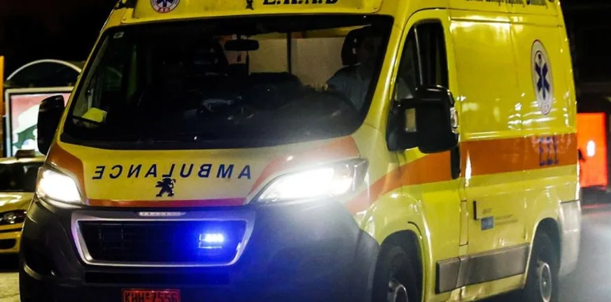 Πάτρα: Άγιο είχαν νεαρό ζευγάρι και γυναίκα οδηγός ΙΧ, τροχαίο όλα καλά! Πάτρα: Άγιο είχαν νεαρό ζευγάρι και γυναίκα οδηγός ΙΧ, τροχαίο όλα καλά!