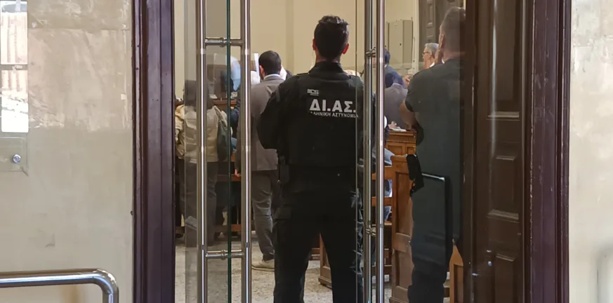 Πάτρα - Δίκη «Αχαϊκής»: Ενοχοι και υπόλογοι στην κοινωνία, στην «Π» δικηγόροι καταδικασθέντων δίκη