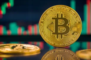 Σπάει κάθε ρεκόρ το Bitcoin, πού έφτασε