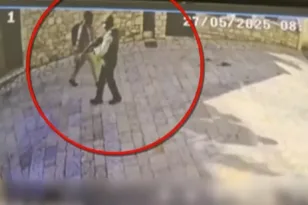 Ληστεία στα ΕΛΤΑ Δάφνης Καλαβρύτων: Βίντεο ντοκουμέντο με τους πυροβολισμούς