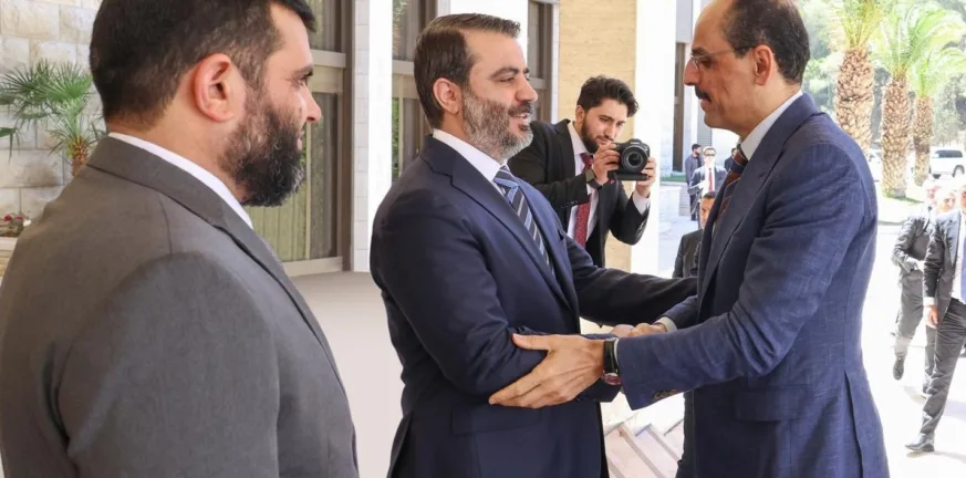 Δαμασκός: Συνάντηση του πρόεδρου της Συρίας με τον αρχηγό της Τουρκικής υπηρεσίας πληροφοριών Δαμασκός: Συνάντηση του πρόεδρου της Συρίας με τον αρχηγό της Τουρκικής υπηρεσίας πληροφοριών