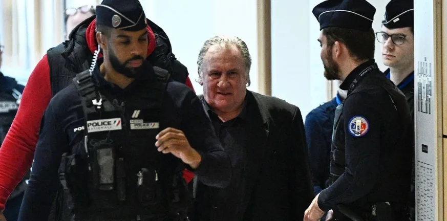 Ένοχος ο Ζεράρ Ντεπαρντιέ για σεξουαλική επίθεση – Ποινή φυλάκισης με αναστολή από γαλλικό δικαστήριο Ένοχος