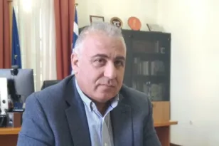 Αιγιάλεια: Το μήνυμα του Δημάρχου στους υποψήφιους των Πανελλήνιων Εξετάσεων 2025