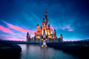 H Walt Disney «πάει» στη Μέση Ανατολή, ανοίγει θεματικό πάρκο στο Αμπού Ντάμπι