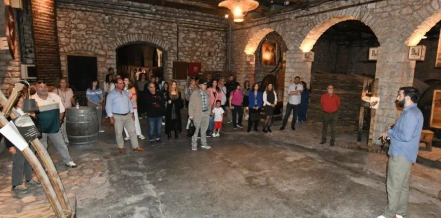 Συμπόσιο χαρακτικής «Απελευθέρωση από την Ασφυξία» στο Αρχαιολογικό και την Achaia ΦΩΤΟ Συμπόσιο χαρακτικής «Απελευθέρωση από την Ασφυξία» στο Αρχαιολογικό και την Achaia ΦΩΤΟ