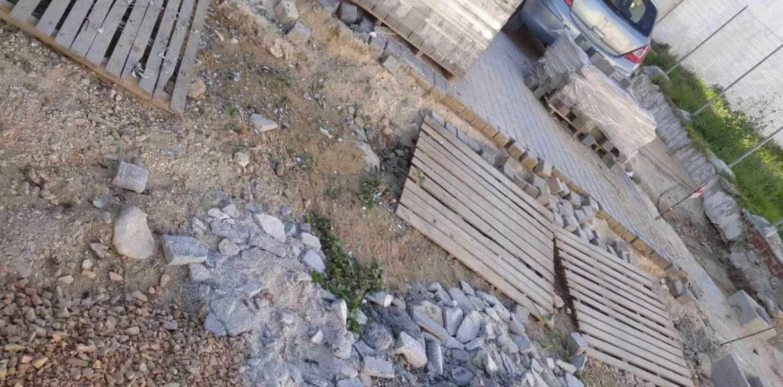Πάτρα: 77χρονη χτύπησε σε έργα στην Ανω Πόλη και την «κατηγορούν» πως φταίει Πάτρα: 77χρονη χτύπησε σε έργα στην Ανω Πόλη και την «κατηγορούν» πως φταίει